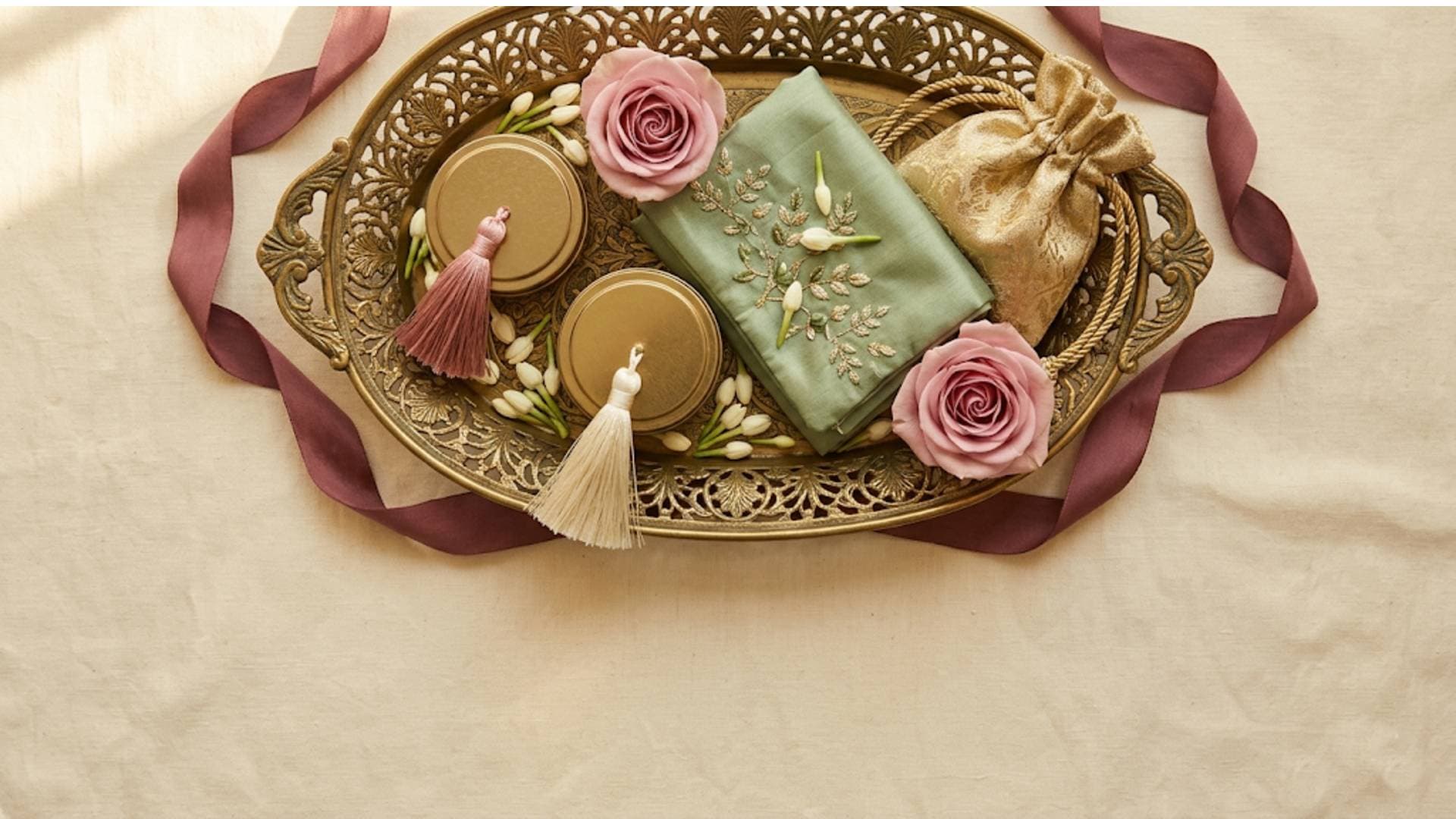 Finished Kanikkae hamper presentation prepared for a ceremonial unwrapping